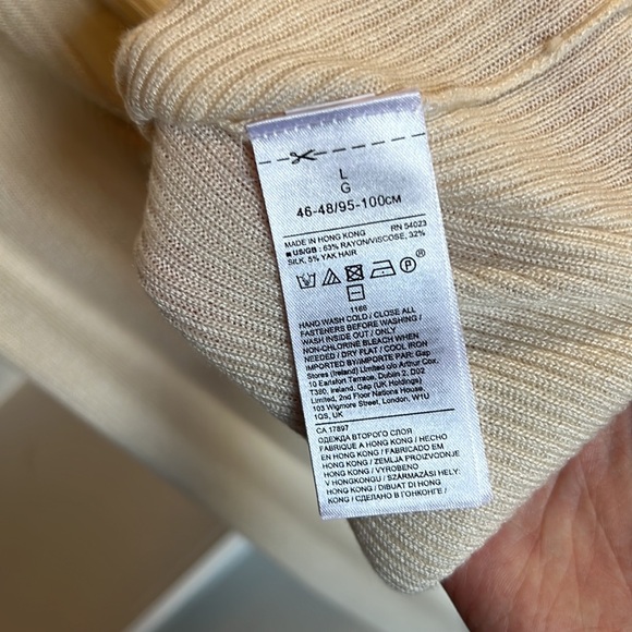 Banana Republic Crew Neck Button Up Sweater - L - Picture 6 of 6